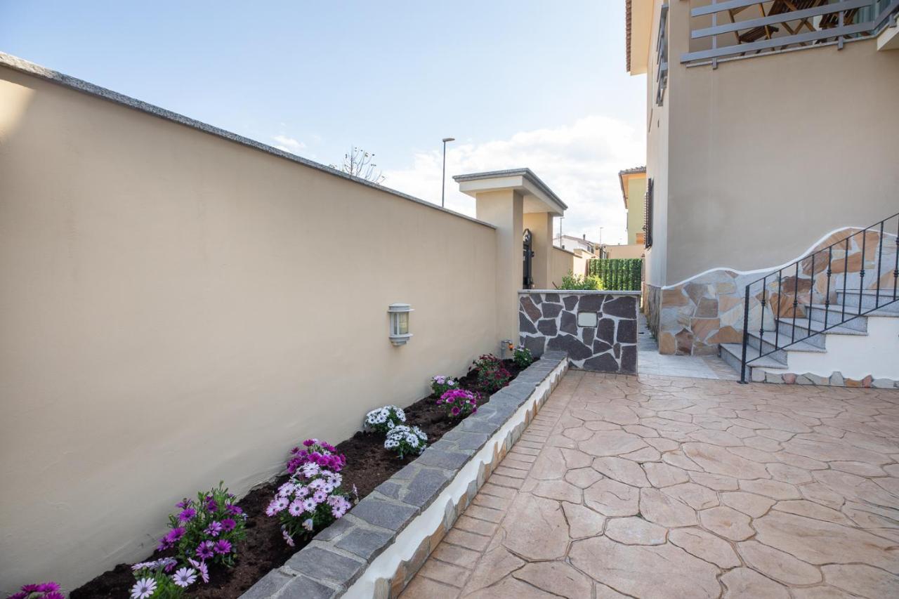 La Magnolia Rooms Olbia Exterior photo