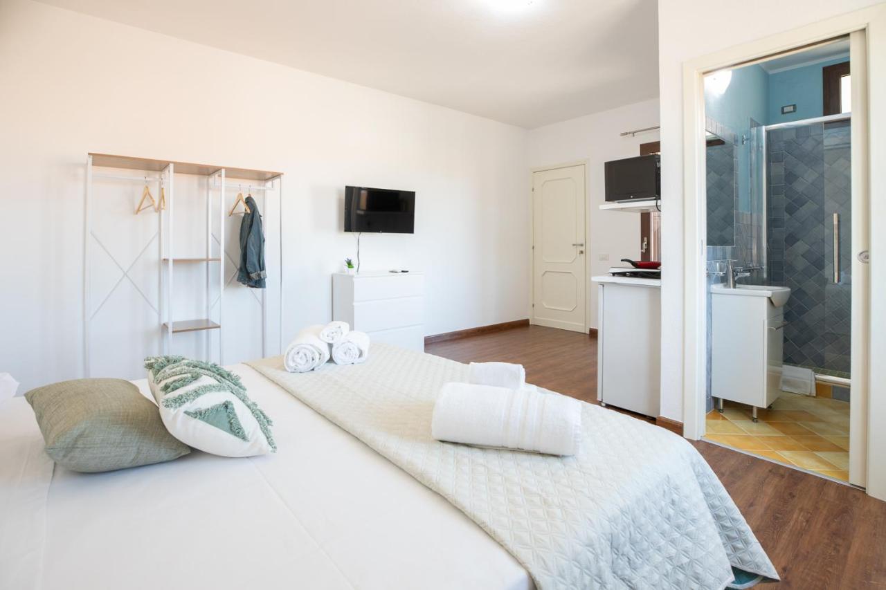 La Magnolia Rooms Olbia Exterior photo